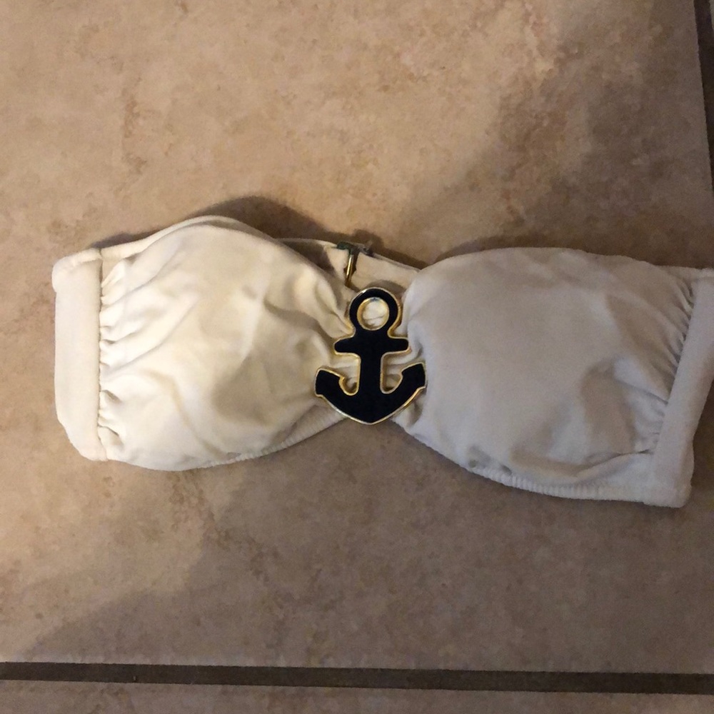 Bathing suit